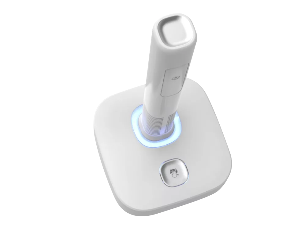 InnerView handpiece in a clinical setting, demonstrating its use in implant maintenance programs with QPD-powered diagnostics for improved patient outcomes.